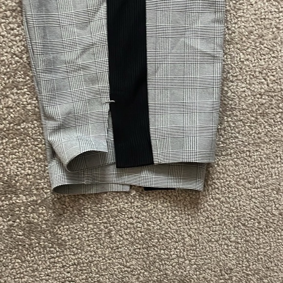 Athleta Brooklyn Black and White Plaid Ankle Pant Size 4 - Picture 2 of 13